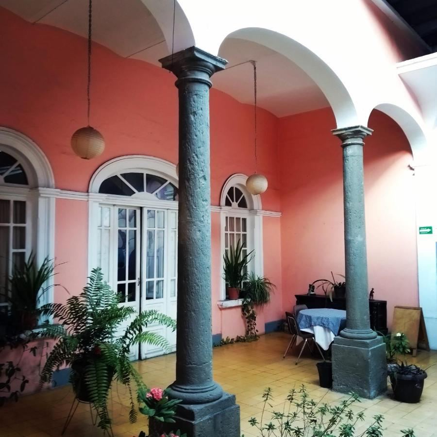 ホテル Maska Mansion Gdl, Hosting And Yoga グアダラハラ エクステリア 写真
