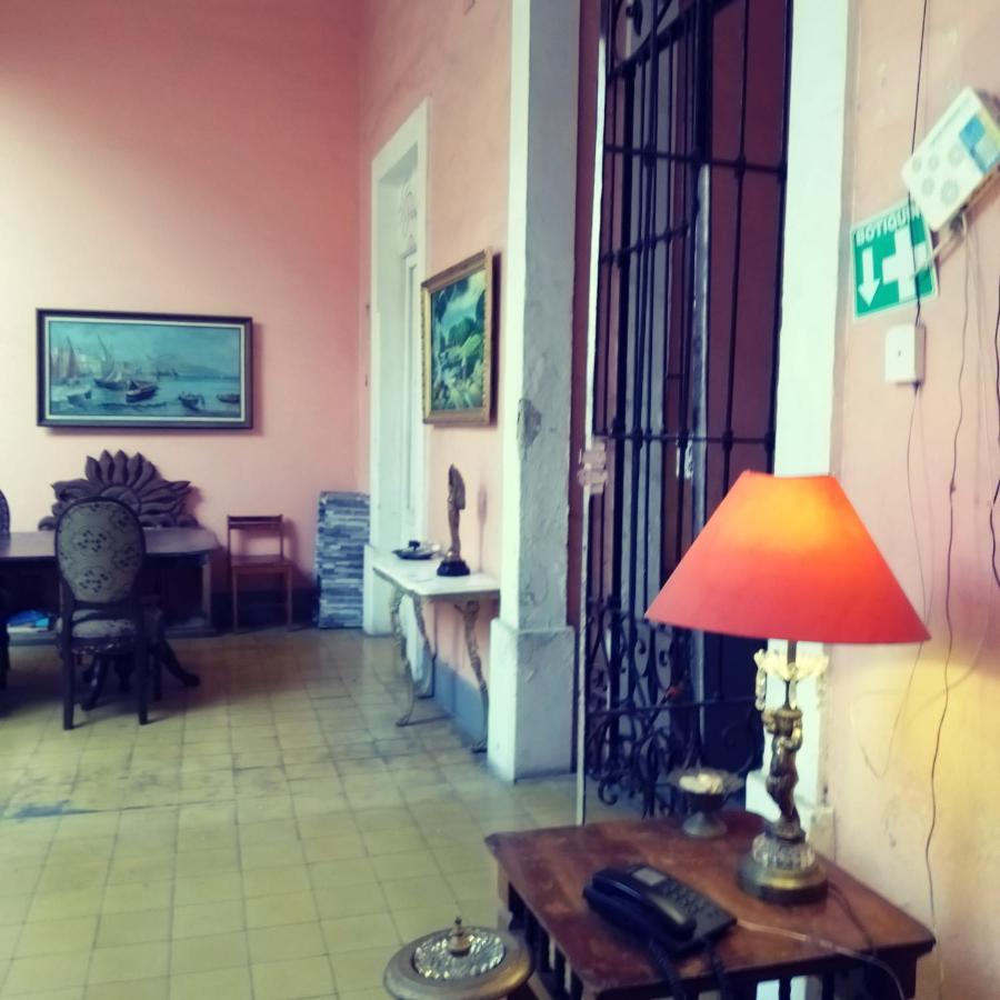 ホテル Maska Mansion Gdl, Hosting And Yoga グアダラハラ エクステリア 写真