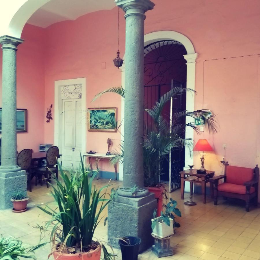 ホテル Maska Mansion Gdl, Hosting And Yoga グアダラハラ エクステリア 写真