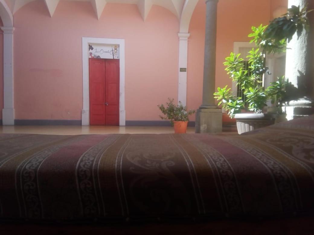 ホテル Maska Mansion Gdl, Hosting And Yoga グアダラハラ エクステリア 写真